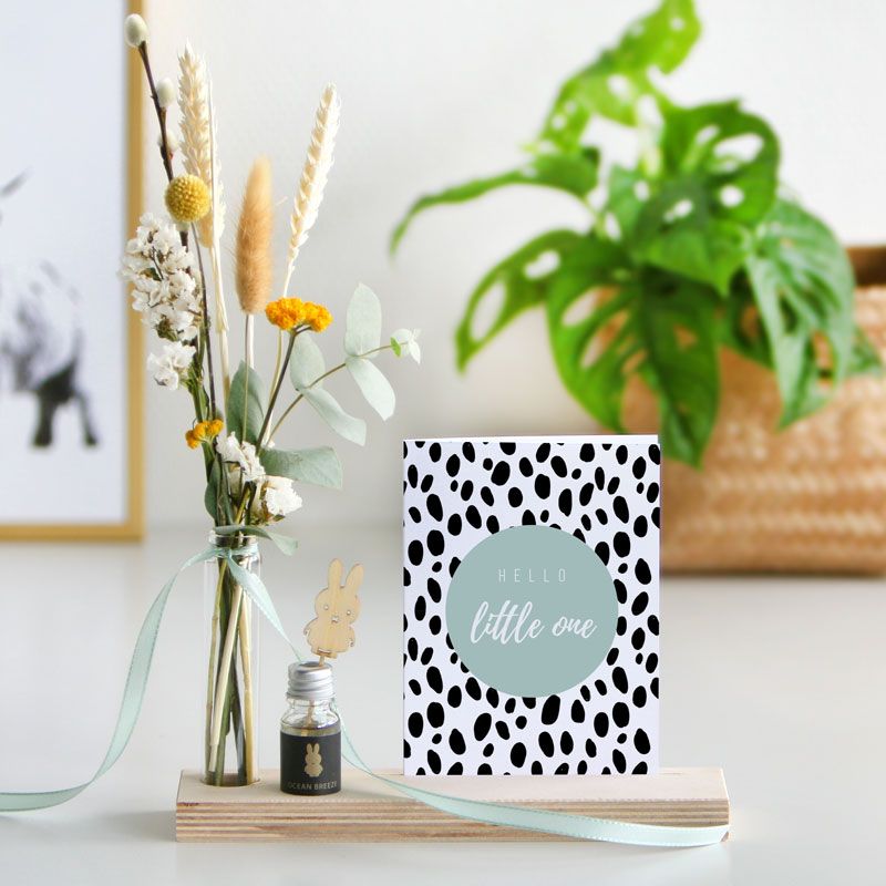 bloomemory-baby-letterbox-dried-flowers