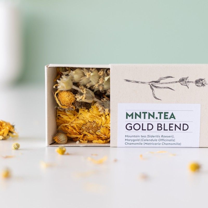 Brievenbus theeplantje en doosje thee in de smaak calendula en kamille