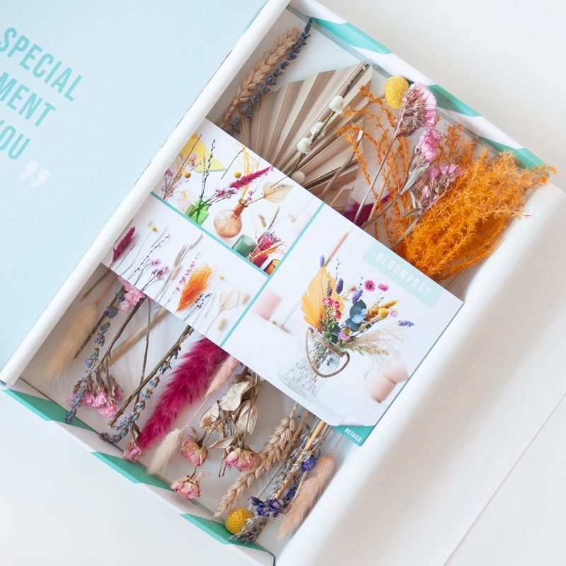 bloomposy-pastel-postkasse-tørrede-blomster