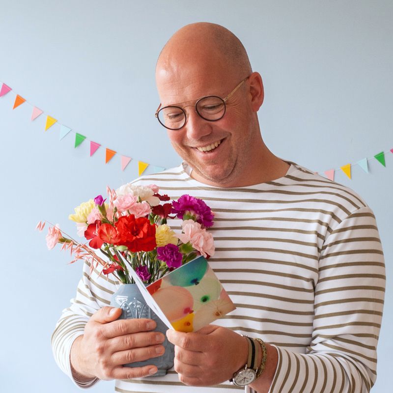 bohemian-ruby-postkasse-blomster