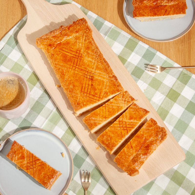 brievenbus boterkoek aangesneden