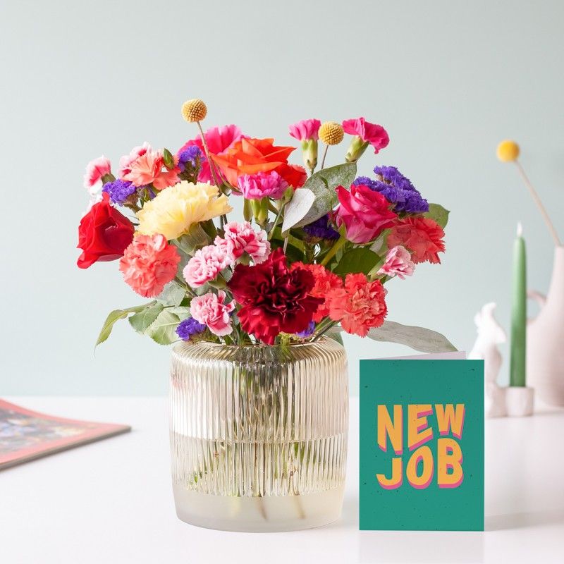 Brievenbuspakket met verschillende kleuren bloemen