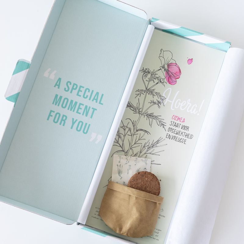 Hoera pakketje met zaden van de Cosmea