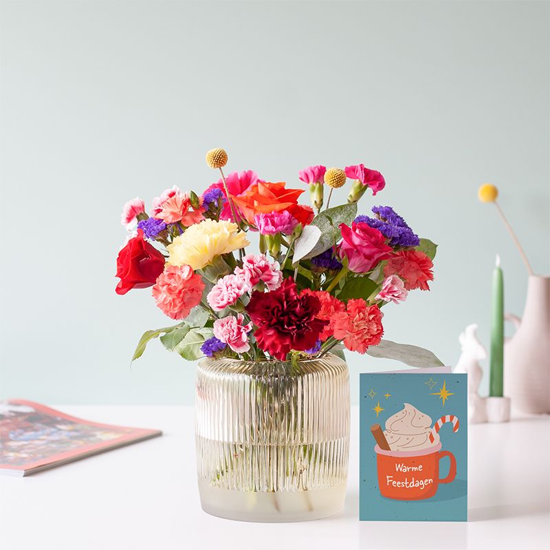 Brievenbuspakket met verschillende kleuren bloemen