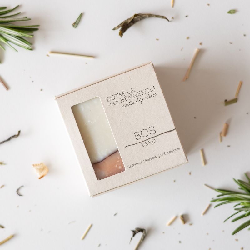 Boszeep met natuurlijke ingrediënten eromheen